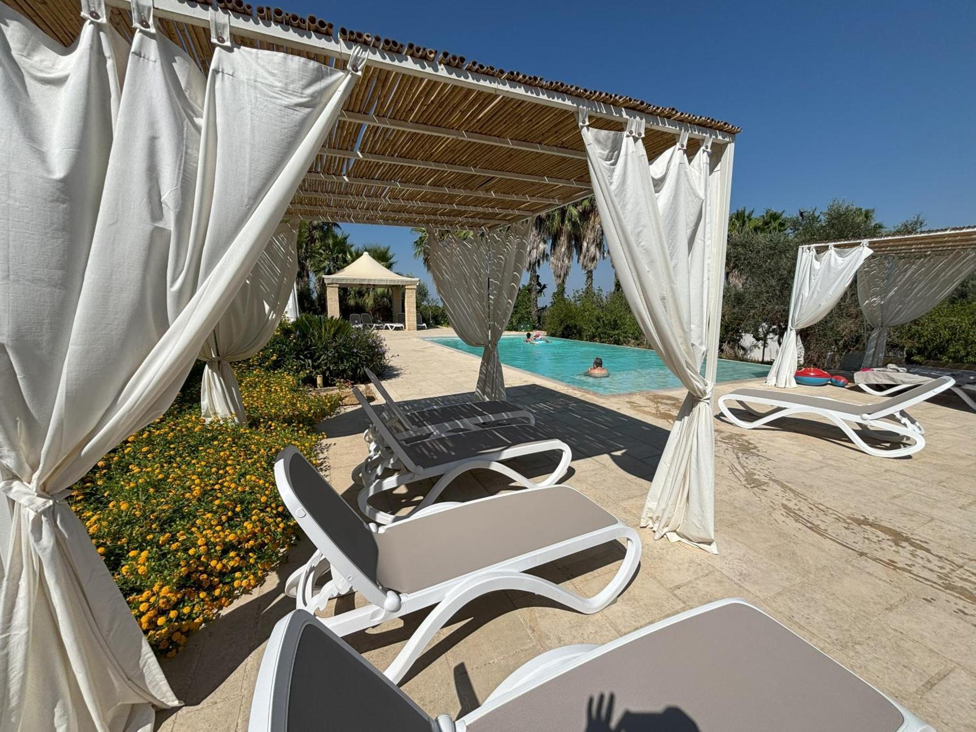 White Pool 7p - Gallipoli Tatil Evi *